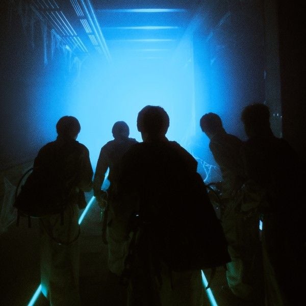 [사진 = 토브엔터테인먼트 제공]  