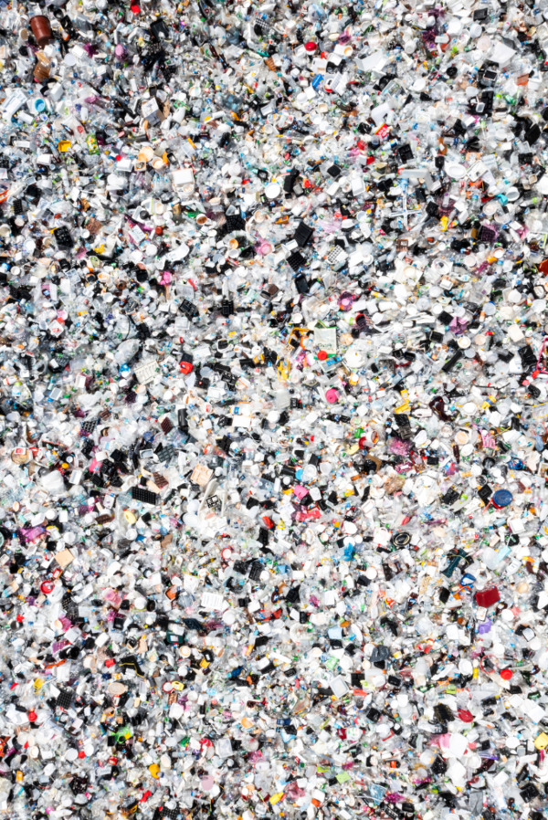 COVID-19-Sum-04-08-15-07  2021, Pigment Print, 162.2×108.1 cm