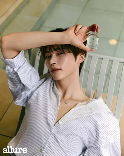 비요크 앤 베리스 X 성한빈, ‘여름 향기’ 담은 화보 공개