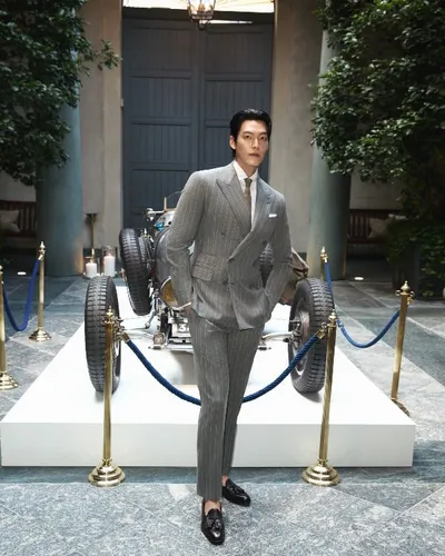 김우빈 , 랄프 로렌 퍼플 라벨 스프링 2026 프레젠테이션 참석