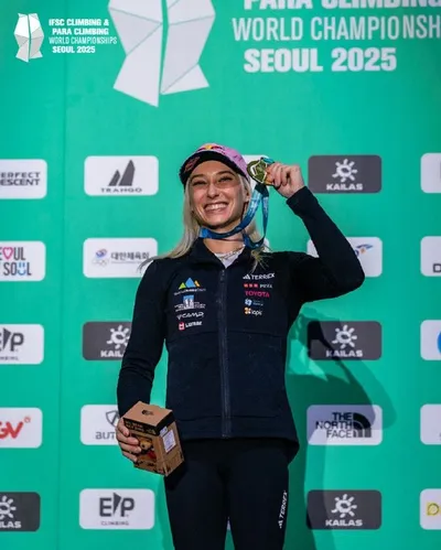 슬로베니아의 '얀야 간브렛', 2025 IFSC 서울 스포츠클라이밍 & 파라클라이밍 세계선수권대회 여자 볼더 1위 영광