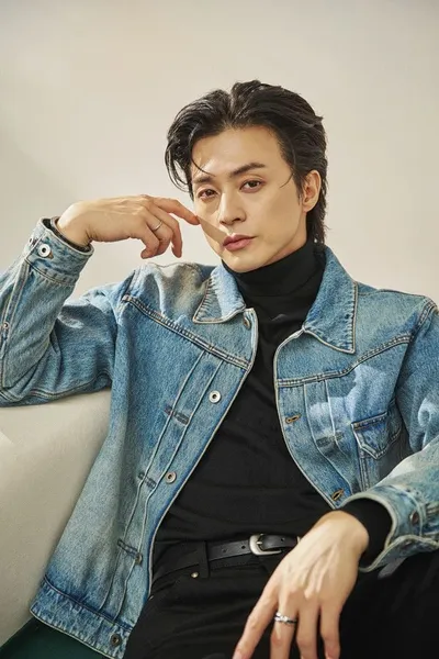 “김지훈, 쿠팡플레이 ‘지금 불륜이 문제가 아닙니다’ 출연… 재홍 역 맡아”