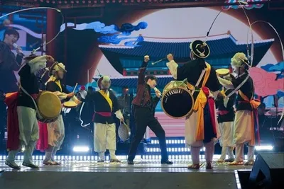 이찬원, 전국투어 콘서트 '찬가' 광주 공연 성료. "197분의 뜨거운 무대"