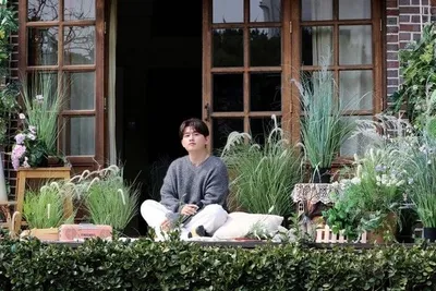 우디, 성시경 노래 다시 부른다! 15일 리메이크 음원 '두 사람' 발매 확정