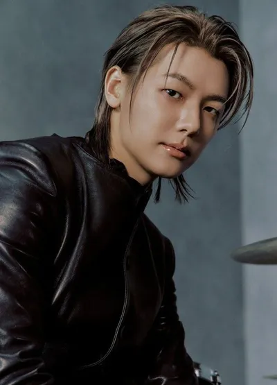 씨엔블루 강민혁, 단상집 ‘다 그런 건 아니야’ 리커버 개정증보판 출간