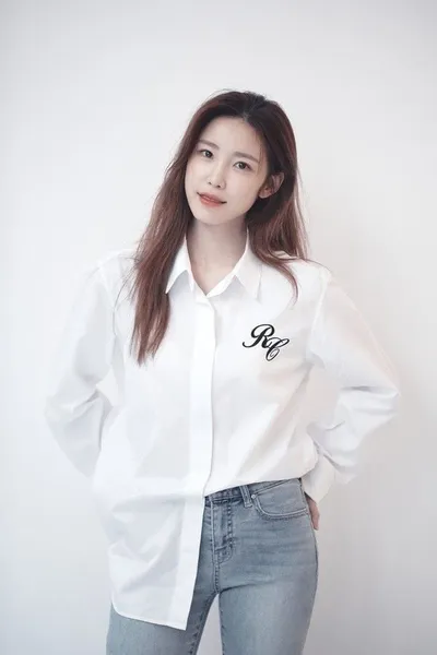 전효성, 메이저나인과 전속계약 체결...장혜진·이보람·이창민·DK(디셈버)·이솔로몬과 한솥밥