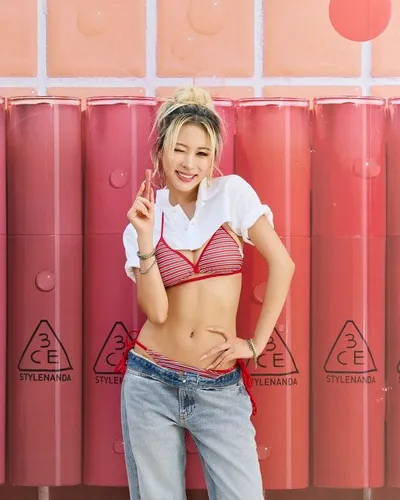 3CE, 우주소녀 다영·인플루언서 재인이 함께한 ‘레이지 팝 립 스테인(LAZY POP LIP STAIN)’ 썸머 선셋 에디션 공개