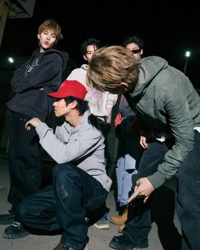 WAYF BOYS(웨이프 보이즈), 퍼포머 넘어 크리에이터로…무대부터 비주얼까지 함께 완성