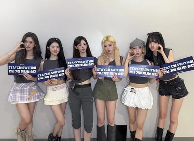 스테이씨, 2026 팬콘서트 투어 ‘STAY CLOSER’ 막 올렸다! 서울 공연 성공적 마무리