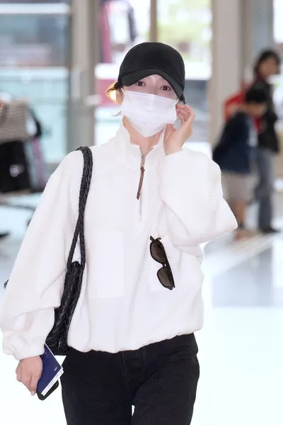 송혜교, 보테가 베네타(Bottega Veneta) 2027 여름 쇼 참석차 밀라노 출국